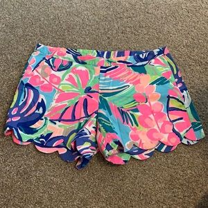 Lilly Pulitzer shorts Size 8